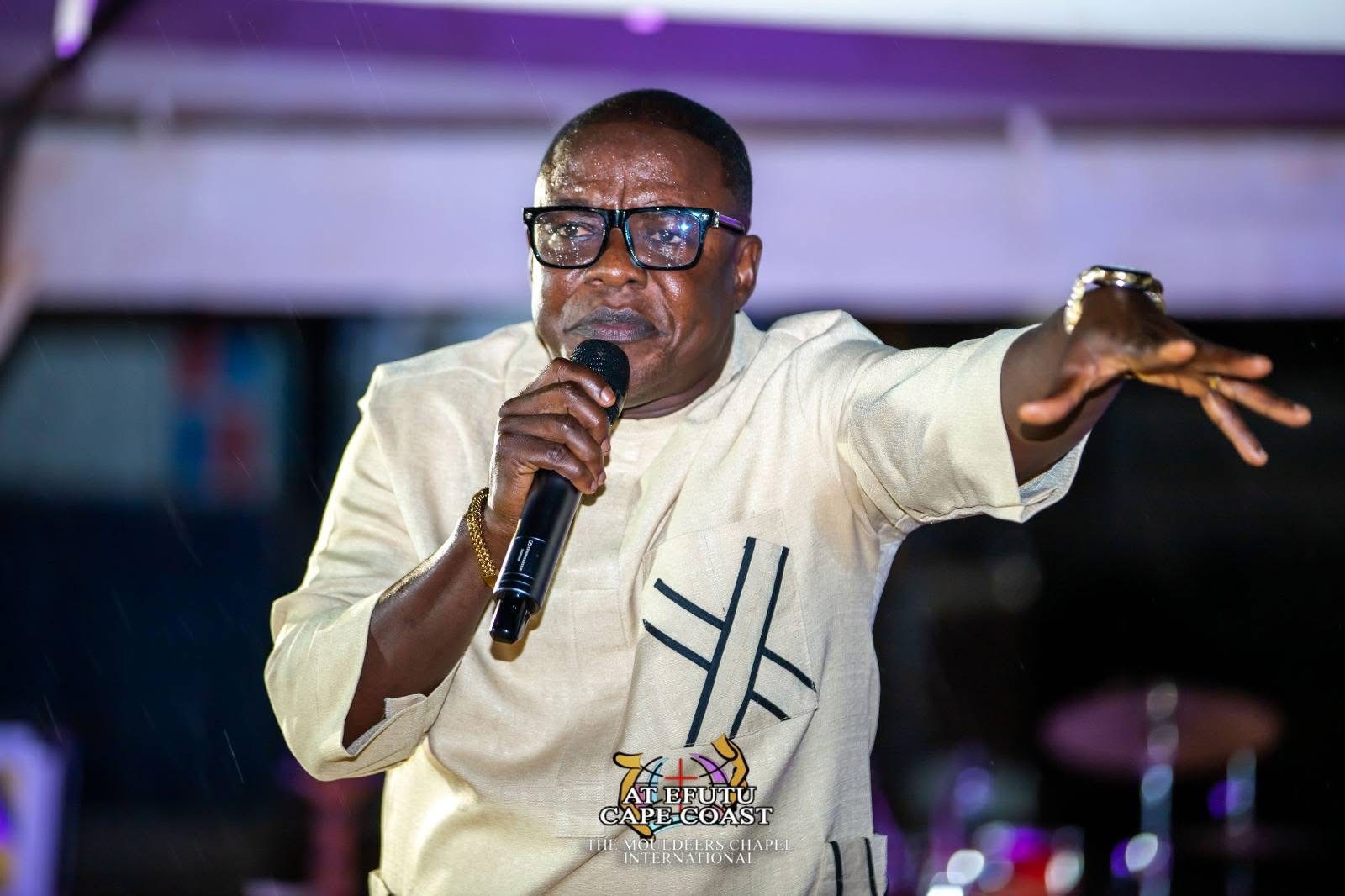THE BIG PUSH MINI CRUSADE AT EFUTU TOWN WAS OUTSTANDING. MANY SOULS WERE WON AND PEOPLE RECEIVED THEIR HEALING AND MIRACLES. GET READY FOR NEXT YEAR 2027 FOR A MASSIVE MEGA CRUSADE .