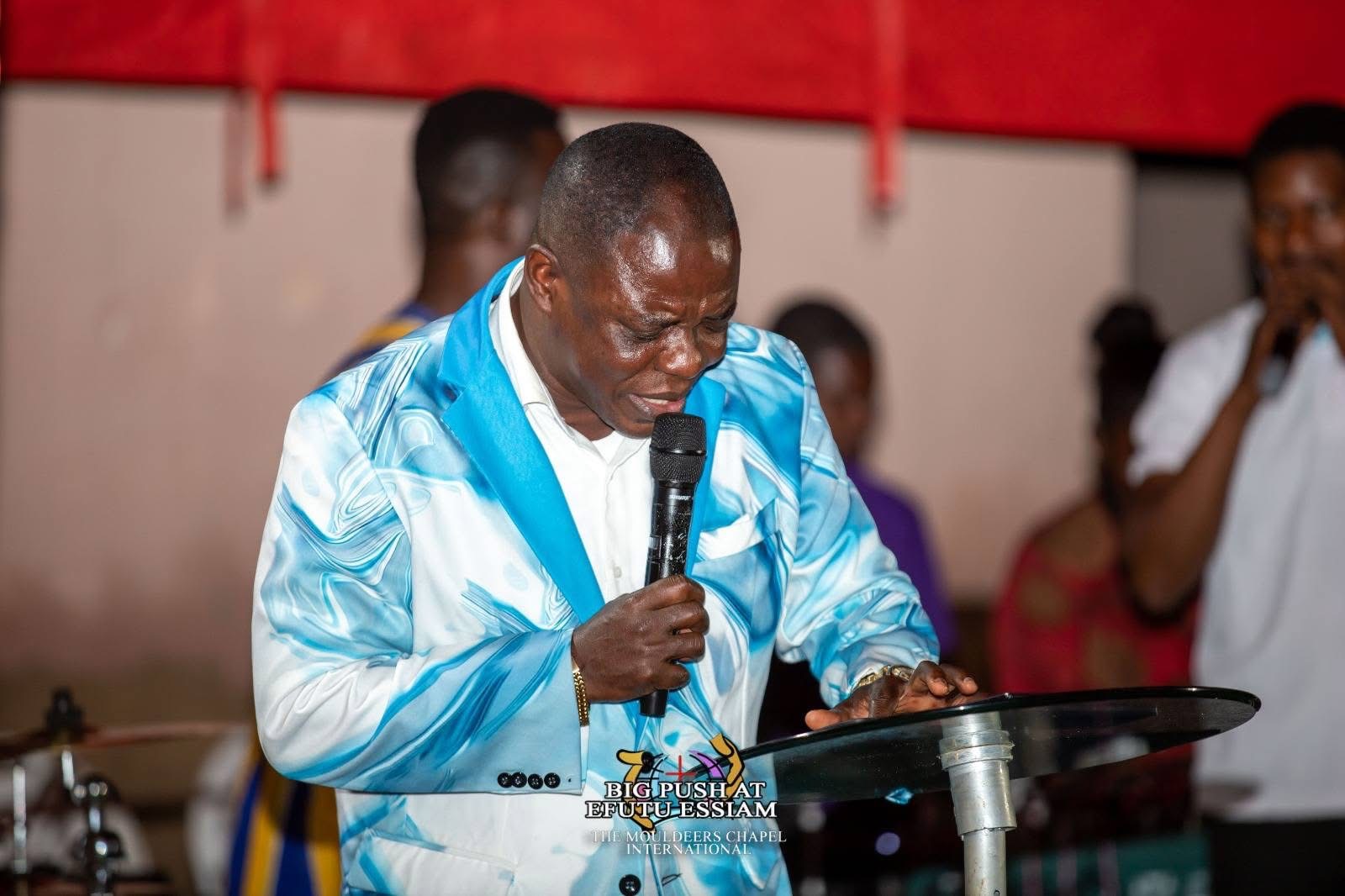 THE BIG PUSH MINI CRUSADE AT EFUTU ESSIAM DAY 2 WAS OUTSTANDING. MANY SOULS WERE WON AND PEOPLE RECEIVED THEIR HEALING AND MIRACLES. GET READY FOR NEXT YEAR 2027 FOR A MASSIVE MEGA CRUSADE .