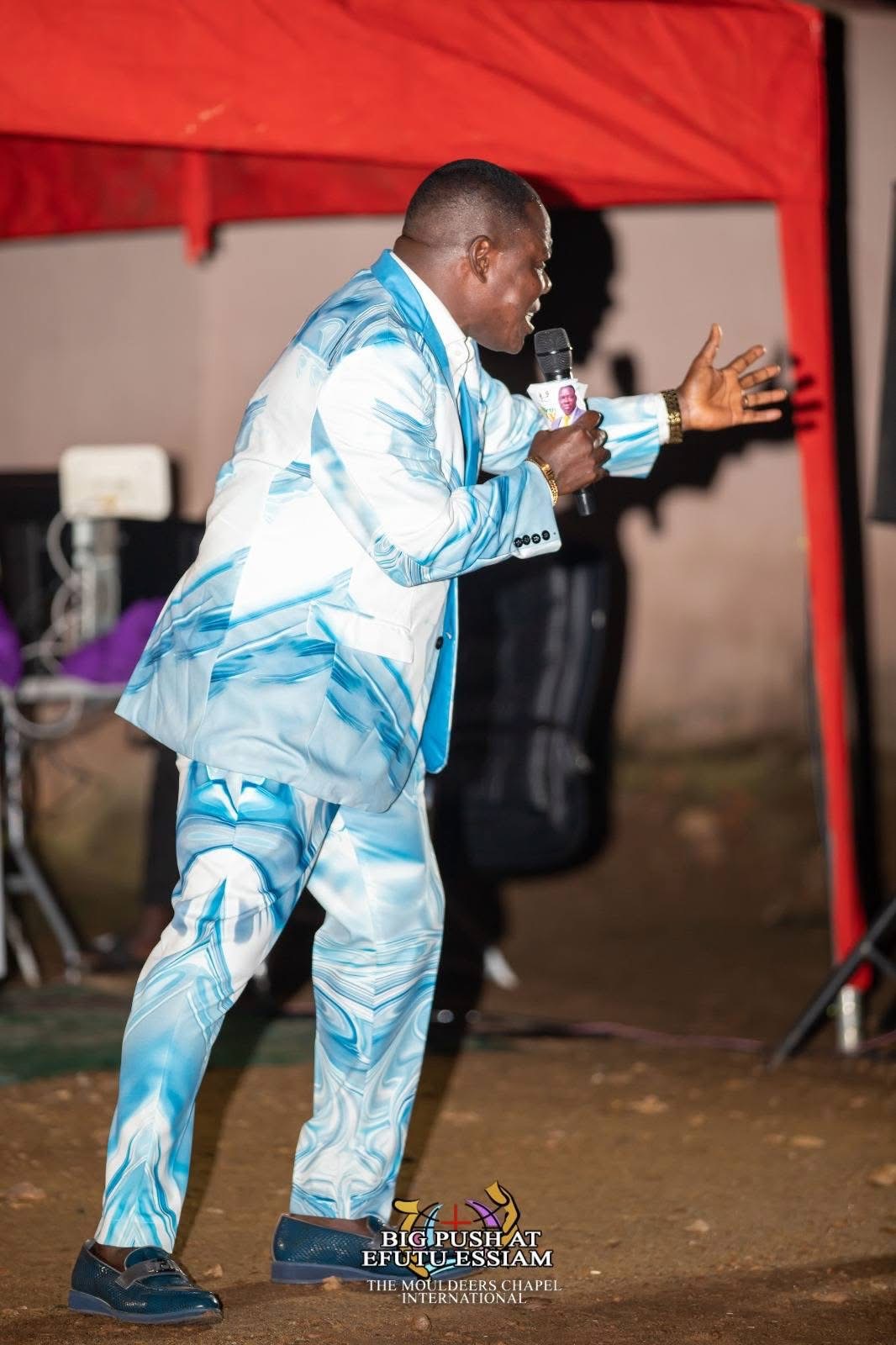 THE BIG PUSH MINI CRUSADE AT EFUTU EESIAM DAY 2 WAS OUTSTANDING. MANY SOULS WERE WON AND PEOPLE RECEIVED THEIR HEALING AND MIRACLES. GET READY FOR NEXT YEAR 2027 FOR A MASSIVE MEGA CRUSADE .