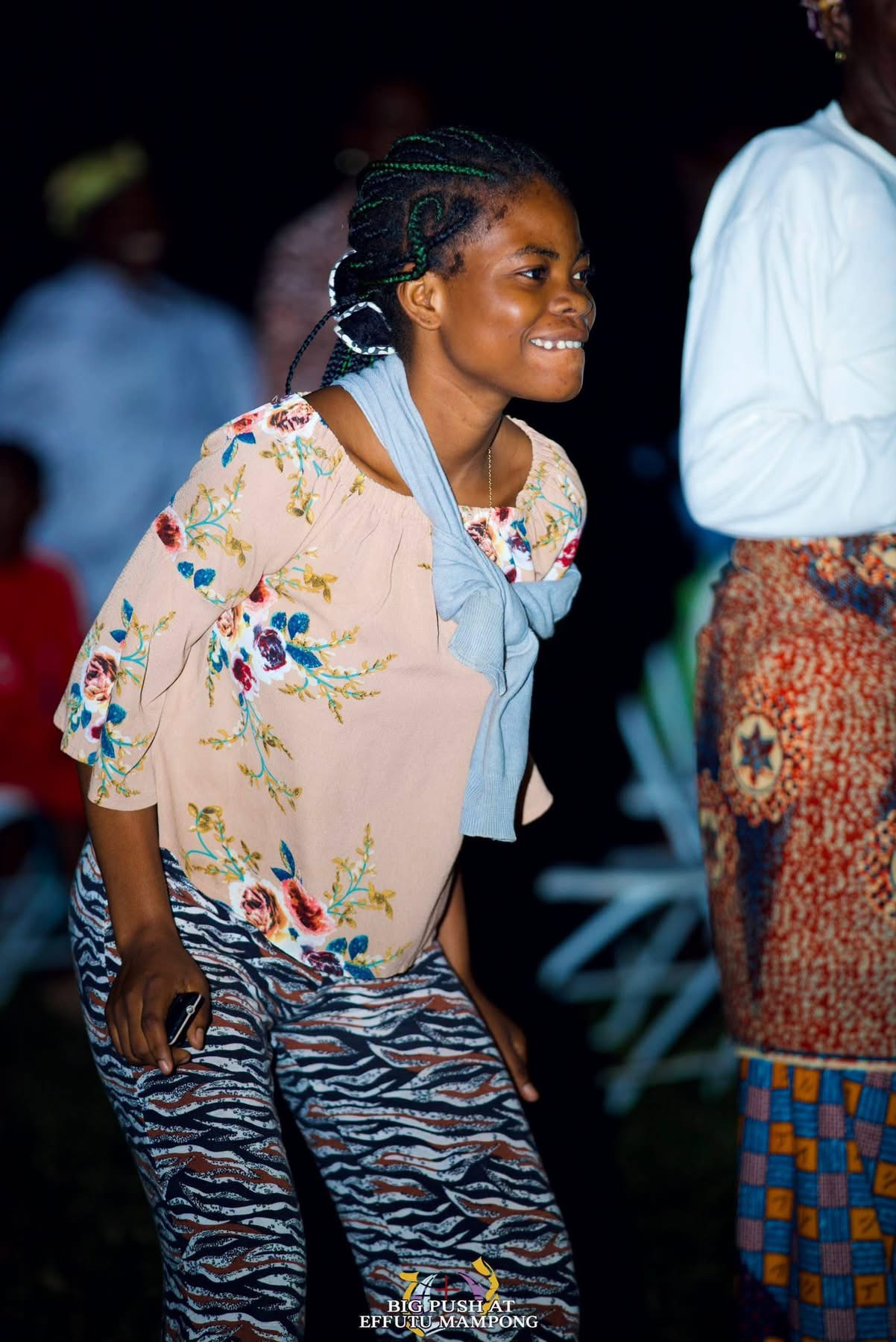 THE HEAVENS CAME DOWN, SOULS WERE WON, THERE WAS AN OUTPOURING OF THE HOLY SPIRIT.THE BIG PUSH SOUL WINNING CRUSADE AT EFUTU MAMPONG DAY 1 WAS FULL OF GOD’S GLORY .   THE BIG PUSH MINI CRUSADE. ITS A MOVEMENT TO SAVE SOULS AND IGNITE REVIVAL. WE ARE CALLING ON SPONSORS  AND PARTNERS TO HELP US TAKE