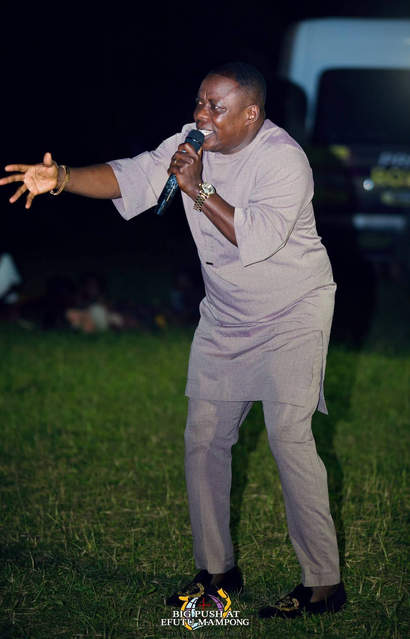 THE HEAVENS CAME DOWN, SOULS WERE WON, THERE WAS AN OUTPOURING OF THE HOLY SPIRIT.THE BIG PUSH SOUL WINNING CRUSADE AT EFUTU MAMPONG DAY 2 WAS FULL OF GOD’S GLORY .   THE BIG PUSH MINI CRUSADE. ITS A MOVEMENT TO SAVE SOULS AND IGNITE REVIVAL. WE ARE CALLING ON SPONSORS  AND PARTNERS TO HELP US TAKE