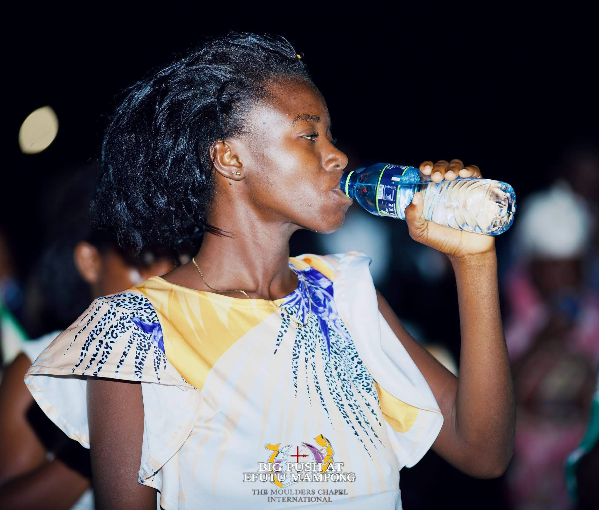 THE HEAVENS CAME DOWN, SOULS WERE WON, THERE WAS AN OUTPOURING OF THE HOLY SPIRIT.THE BIG PUSH SOUL WINNING CRUSADE AT EFUTU MAMPONG DAY 2 WAS FULL OF GOD’S GLORY .   THE BIG PUSH MINI CRUSADE. ITS A MOVEMENT TO SAVE SOULS AND IGNITE REVIVAL. WE ARE CALLING ON SPONSORS  AND PARTNERS TO HELP US TAKE